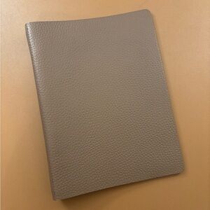 Raymay A5 Davinci Ring Planner Organizer Binder in Taupe Like New